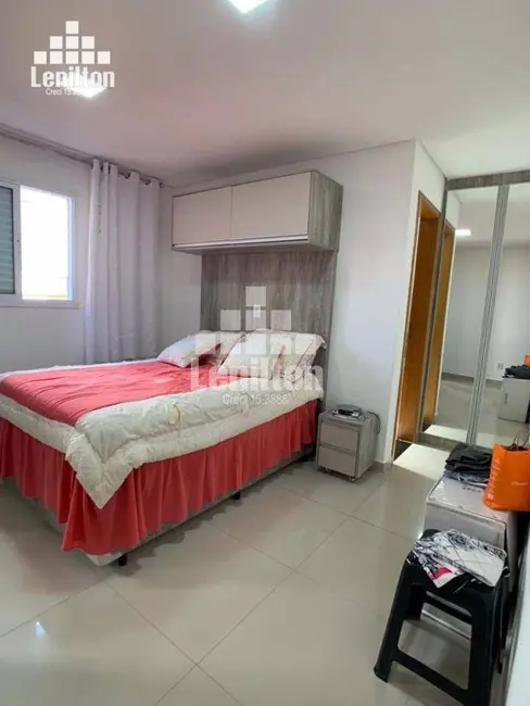 Apartamento com 3 quartos à venda, 78m2 em Vila Pinheirinho, Santo Andre - SP - imagem 8 Foto 8 de Apartamento com 3 quartos à venda, 78m2 em Vila Pinheirinho, Santo Andre - SP
