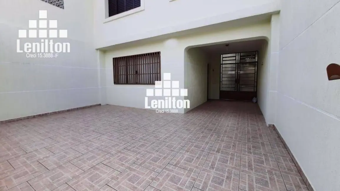 Sobrado com 3 quartos à venda, 180m2 em Jardim Santa Cristina, Santo Andre - SP - imagem 3 Foto 3 de Sobrado com 3 quartos à venda, 180m2 em Jardim Santa Cristina, Santo Andre - SP