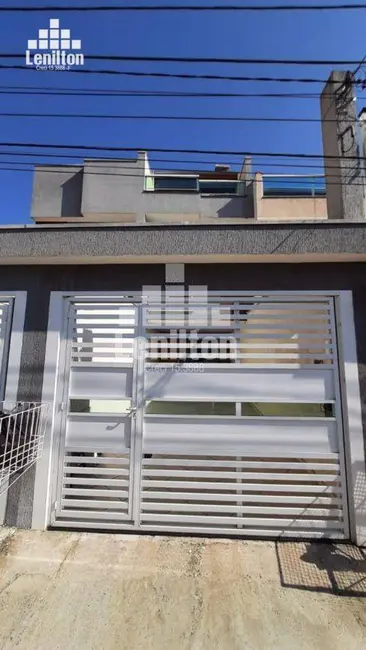 Sobrado com 2 quartos à venda, 152m2 em Vila Cecília Maria, Santo Andre - SP - imagem 3 Foto 3 de Sobrado com 2 quartos à venda, 152m2 em Vila Cecília Maria, Santo Andre - SP