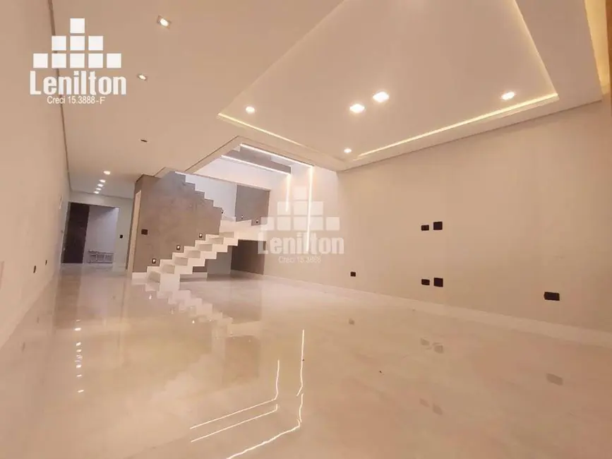 Sobrado com 3 quartos à venda, 175m2 em Sao Bernardo Do Campo - SP - imagem 3 Foto 3 de Sobrado com 3 quartos à venda, 175m2 em Sao Bernardo Do Campo - SP