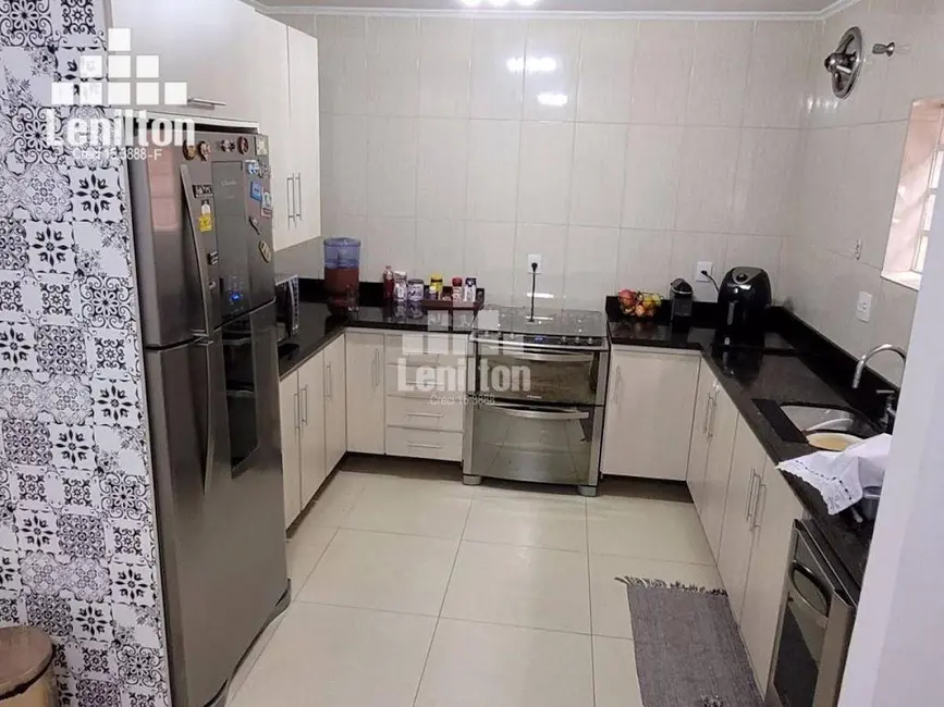 Foto 8 de Sobrado com 3 quartos à venda, 169m2 em Vila Scarpelli, Santo Andre - SP