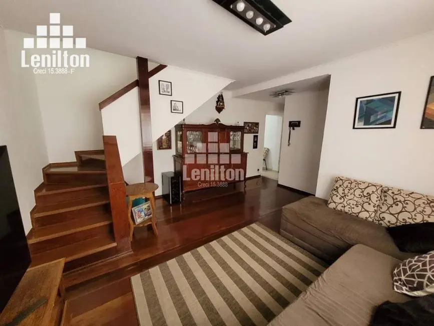 Foto 3 de Sobrado com 3 quartos à venda, 169m2 em Vila Scarpelli, Santo Andre - SP