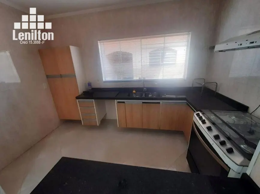 Foto 3 de Sobrado com 3 quartos à venda, 170m2 em Vila Valparaíso, Santo Andre - SP