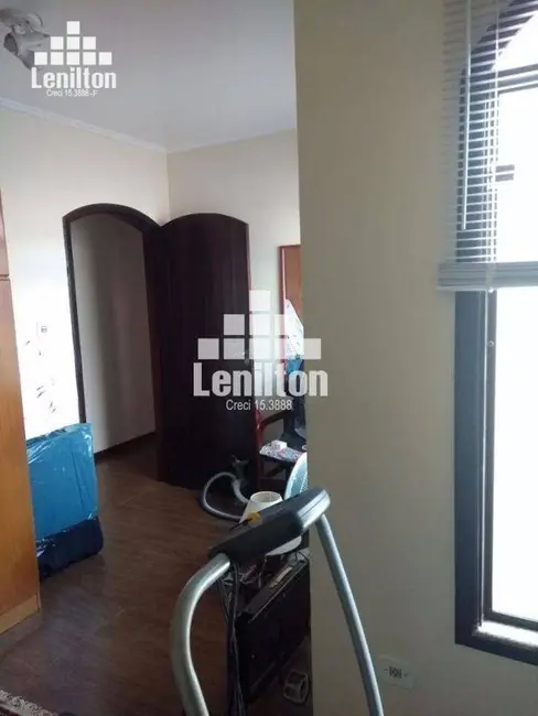 Sobrado com 3 quartos à venda, 240m2 em Nova Petrópolis, Sao Bernardo Do Campo - SP - imagem 7 Foto 7 de Sobrado com 3 quartos à venda, 240m2 em Nova Petrópolis, Sao Bernardo Do Campo - SP