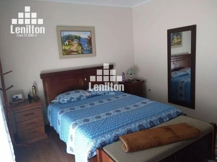 Sobrado com 3 quartos à venda, 240m2 em Nova Petrópolis, Sao Bernardo Do Campo - SP - imagem 4 Foto 4 de Sobrado com 3 quartos à venda, 240m2 em Nova Petrópolis, Sao Bernardo Do Campo - SP