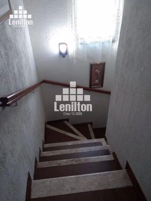 Sobrado com 3 quartos à venda, 240m2 em Nova Petrópolis, Sao Bernardo Do Campo - SP - imagem 9 Foto 9 de Sobrado com 3 quartos à venda, 240m2 em Nova Petrópolis, Sao Bernardo Do Campo - SP