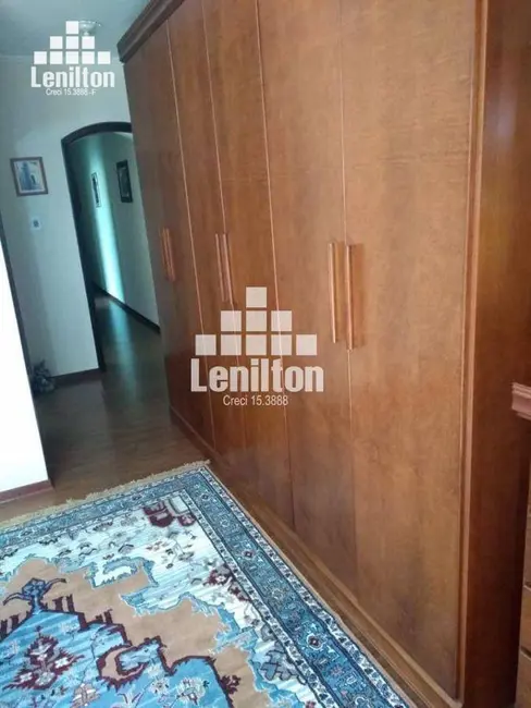 Sobrado com 3 quartos à venda, 240m2 em Nova Petrópolis, Sao Bernardo Do Campo - SP - imagem 3 Foto 3 de Sobrado com 3 quartos à venda, 240m2 em Nova Petrópolis, Sao Bernardo Do Campo - SP