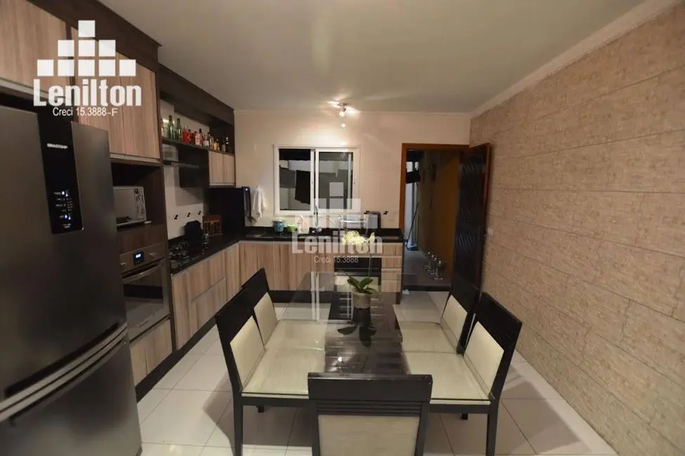 Sobrado com 3 quartos à venda, 120m2 em Santo Andre - SP - imagem 3 Foto 3 de Sobrado com 3 quartos à venda, 120m2 em Santo Andre - SP