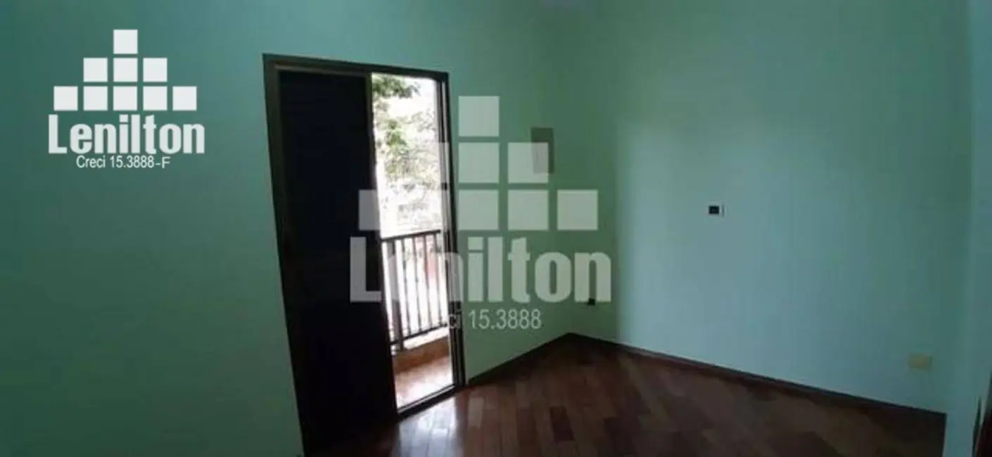 Sobrado com 3 quartos à venda, 220m2 em Jardim Marek, Santo Andre - SP - imagem 6 Foto 6 de Sobrado com 3 quartos à venda, 220m2 em Jardim Marek, Santo Andre - SP