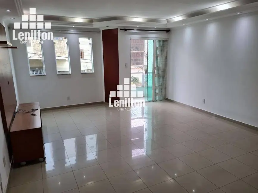 Foto 2 de Sobrado com 2 quartos para alugar, 220m2 em Campestre, Santo Andre - SP