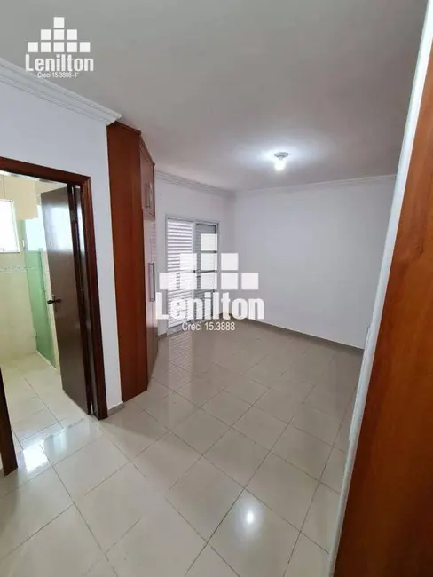 Foto 9 de Sobrado com 2 quartos para alugar, 220m2 em Campestre, Santo Andre - SP