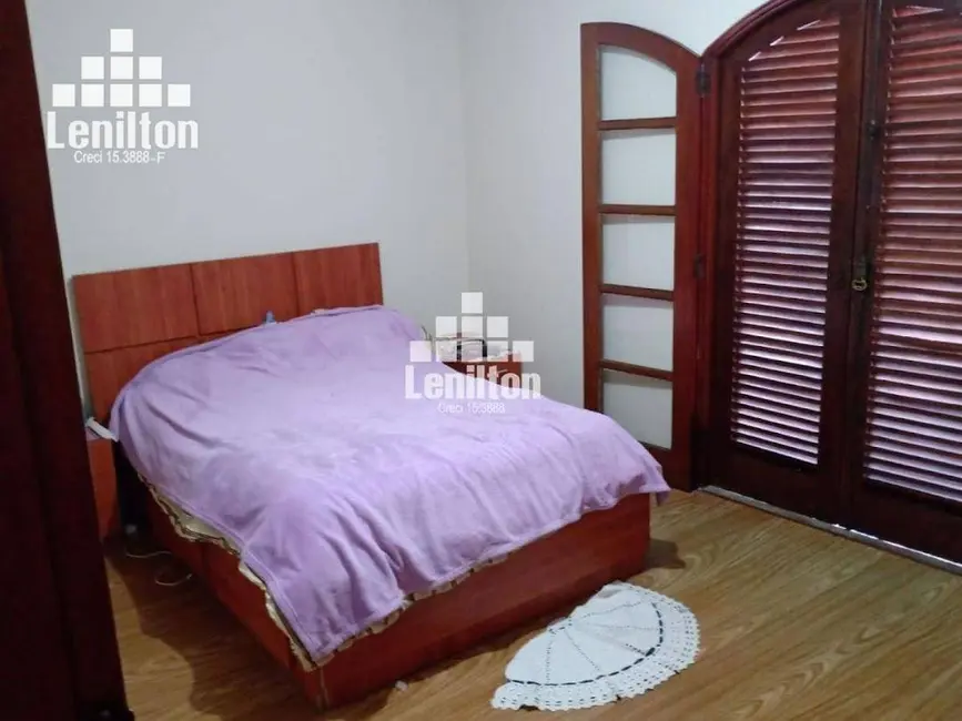 Foto 8 de Sobrado com 3 quartos à venda, 156m2 em Jardim Cristiane, Santo Andre - SP