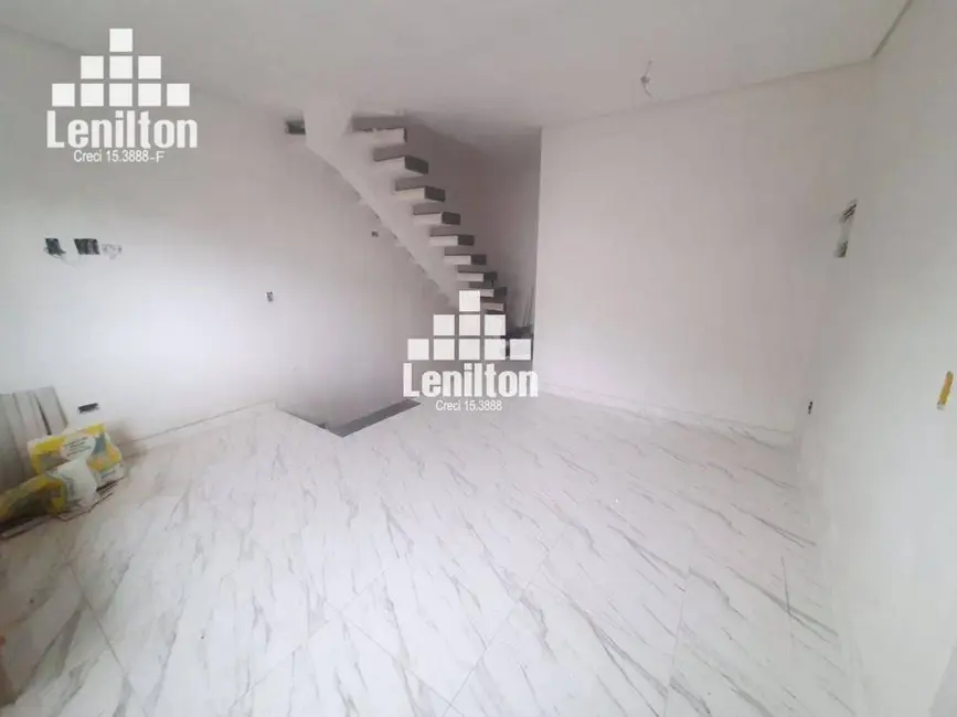Foto 3 de Sobrado com 2 quartos à venda, 110m2 em Vila Alto de Santo André, Santo Andre - SP
