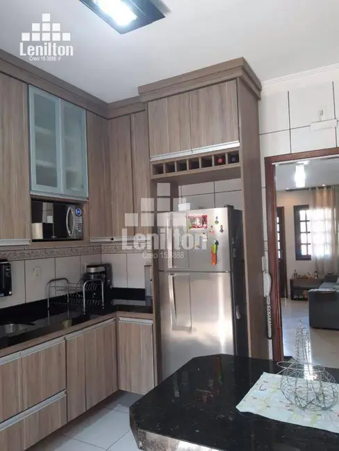 Foto 8 de Casa com 2 quartos à venda, 109m2 em Sao Bernardo Do Campo - SP