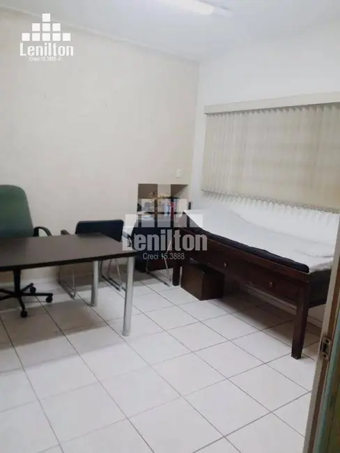 Sobrado com 4 quartos para alugar, 112m2 em Vila Bastos, Santo Andre - SP - imagem 6 Foto 6 de Sobrado com 4 quartos para alugar, 112m2 em Vila Bastos, Santo Andre - SP