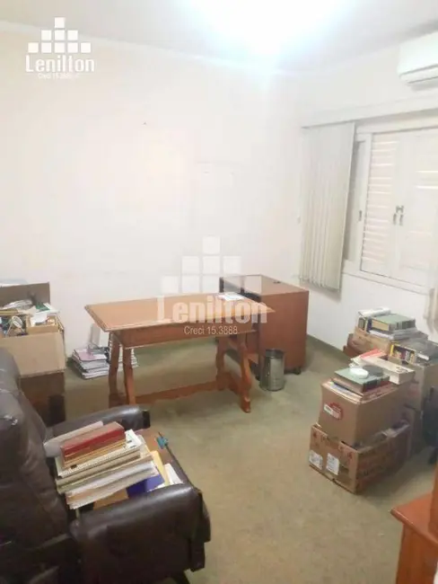 Sobrado com 4 quartos para alugar, 112m2 em Vila Bastos, Santo Andre - SP - imagem 2 Foto 2 de Sobrado com 4 quartos para alugar, 112m2 em Vila Bastos, Santo Andre - SP