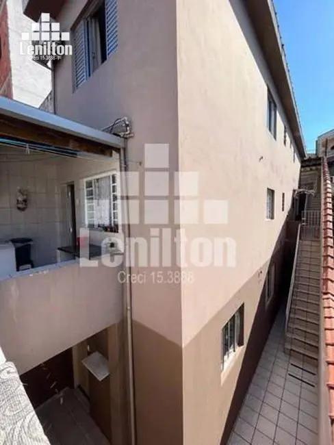 Casa com 3 quartos à venda, 200m2 em Jardim Las Vegas, Santo Andre - SP - imagem 2 Foto 2 de Casa com 3 quartos à venda, 200m2 em Jardim Las Vegas, Santo Andre - SP