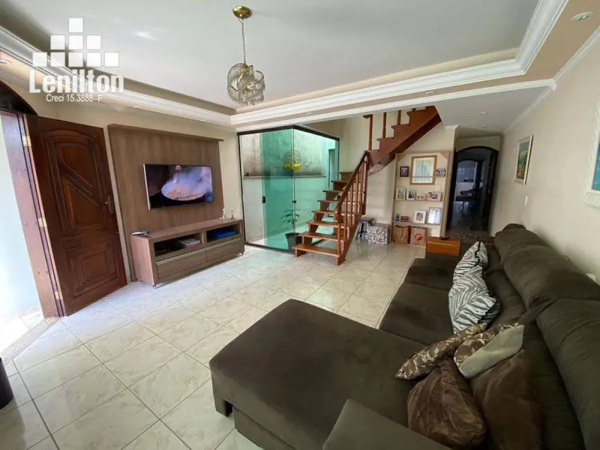 Foto 3 de Sobrado com 3 quartos à venda, 264m2 em Jardim Las Vegas, Santo Andre - SP