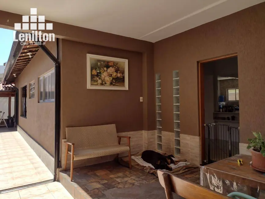 Casa com 3 quartos à venda, 268m2 em Vila Príncipe de Gales, Santo Andre - SP - imagem 3 Foto 3 de Casa com 3 quartos à venda, 268m2 em Vila Príncipe de Gales, Santo Andre - SP