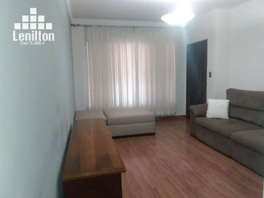 Foto 1 de Sobrado com 3 quartos à venda, 130m2 em Vila Scarpelli, Santo Andre - SP