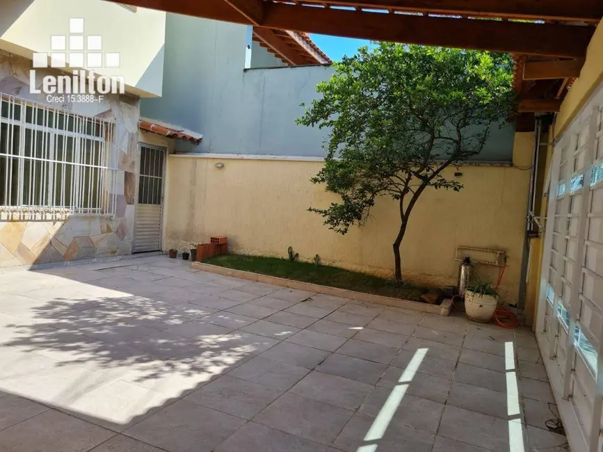 Foto 3 de Sobrado com 3 quartos à venda, 192m2 em Sao Bernardo Do Campo - SP