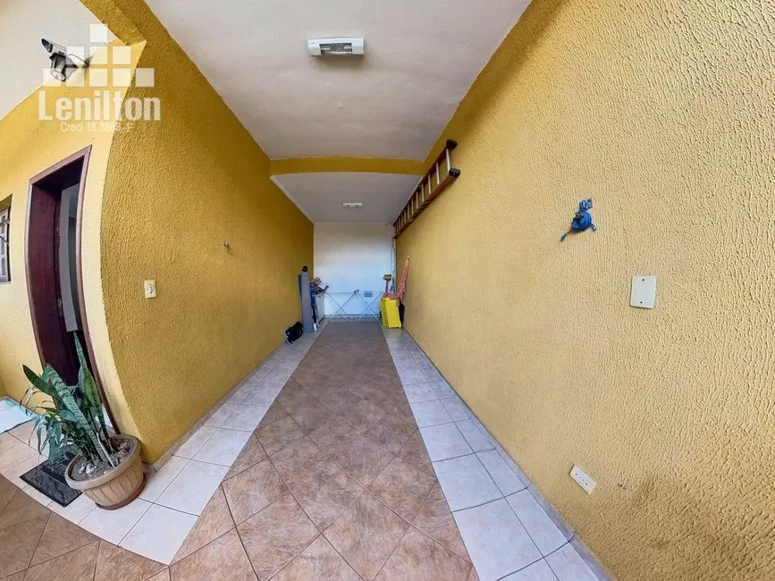 Foto 4 de Sobrado com 3 quartos à venda, 160m2 em Jardim Las Vegas, Santo Andre - SP