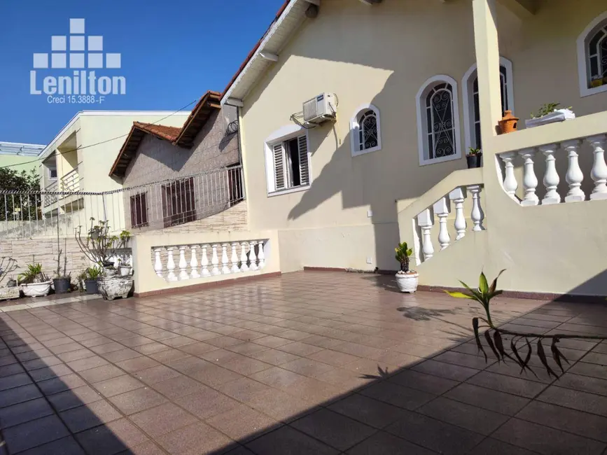 Foto 1 de Casa com 3 quartos à venda, 300m2 em Vila Alice, Santo Andre - SP