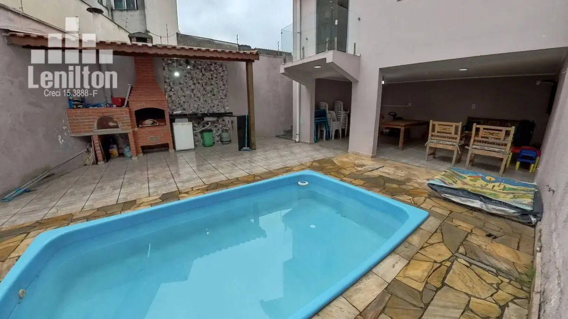 Foto 1 de Sobrado com 3 quartos à venda, 270m2 em Vila Bastos, Santo Andre - SP