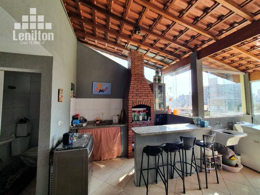 Foto 3 de Cobertura com 3 quartos à venda, 180m2 em Vila Scarpelli, Santo Andre - SP