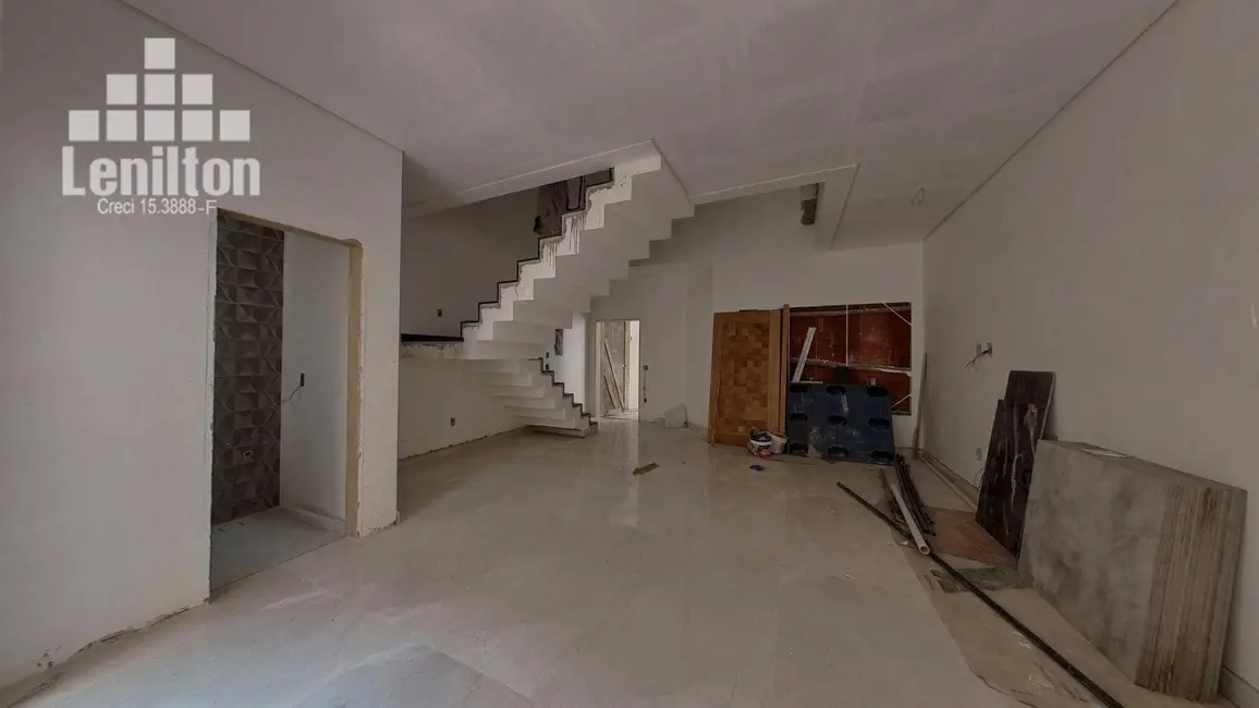 Foto 2 de Sobrado com 3 quartos à venda, 318m2 em Jardim, Santo Andre - SP