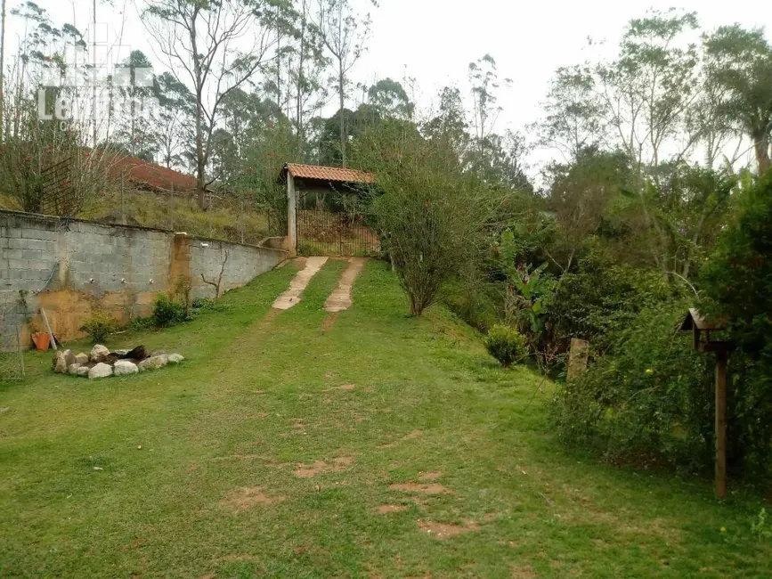Foto 1 de Chácara com 3 quartos à venda, 1614m2 em Clube dos Oficiais, Suzano - SP