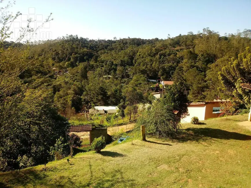 Foto 4 de Chácara com 3 quartos à venda, 1614m2 em Clube dos Oficiais, Suzano - SP