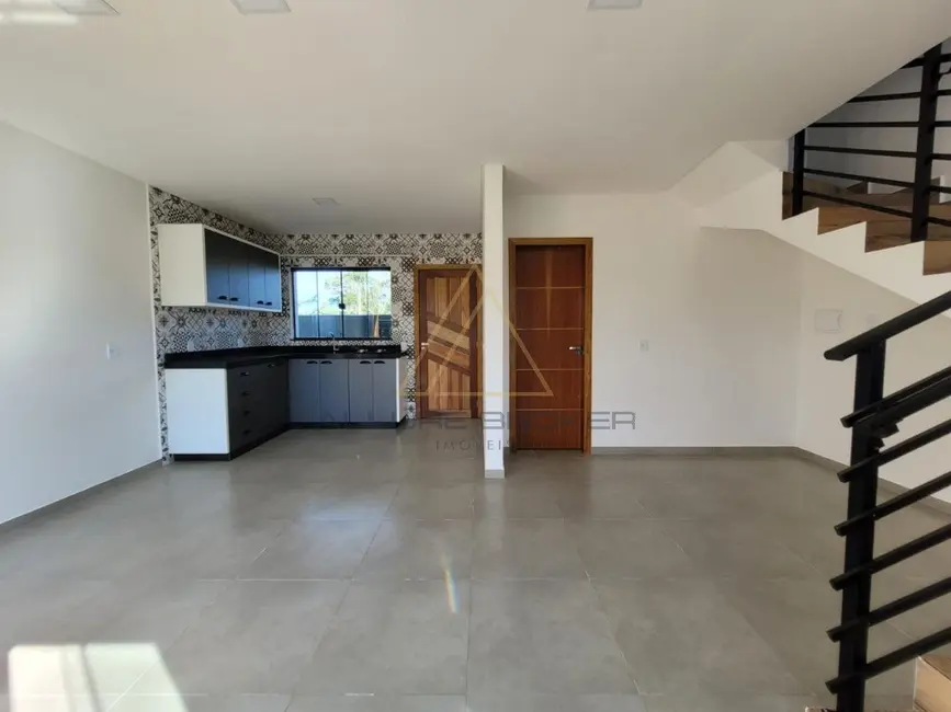 Casa com 3 quartos à venda, 96m2 em Barra Velha - SC - imagem 5 Foto 5 de Casa com 3 quartos à venda, 96m2 em Barra Velha - SC