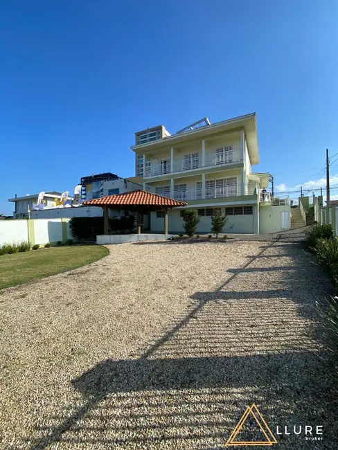 Foto 1 de Casa com 6 quartos à venda, 367m2 em Balneario Picarras - SC