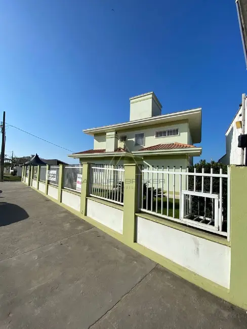 Foto 5 de Casa com 6 quartos à venda, 367m2 em Balneario Picarras - SC