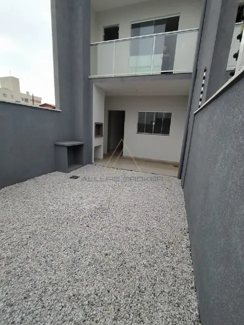 Foto 9 de Casa com 2 quartos à venda, 80m2 em Centro, Balneario Picarras - SC