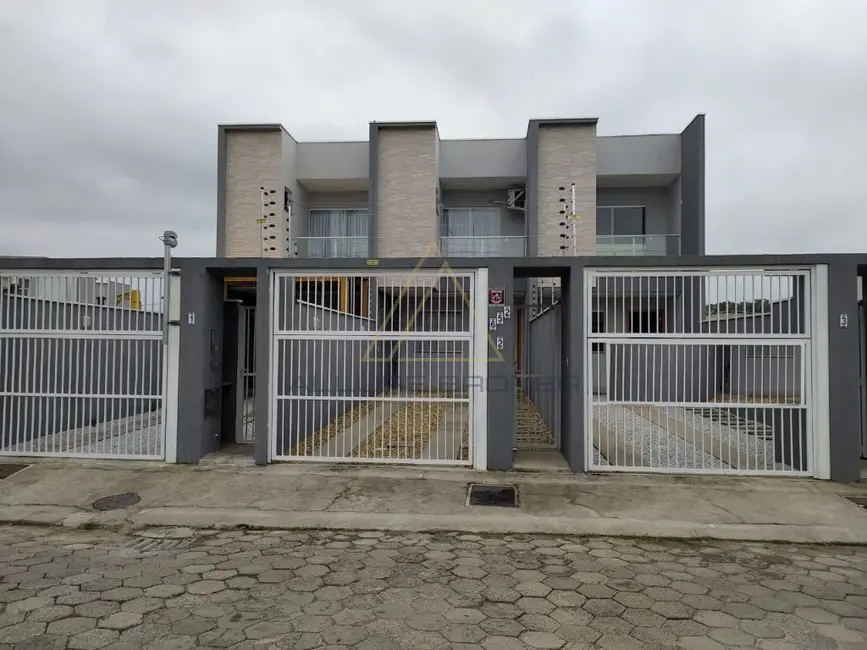 Foto 2 de Casa com 2 quartos à venda, 80m2 em Centro, Balneario Picarras - SC