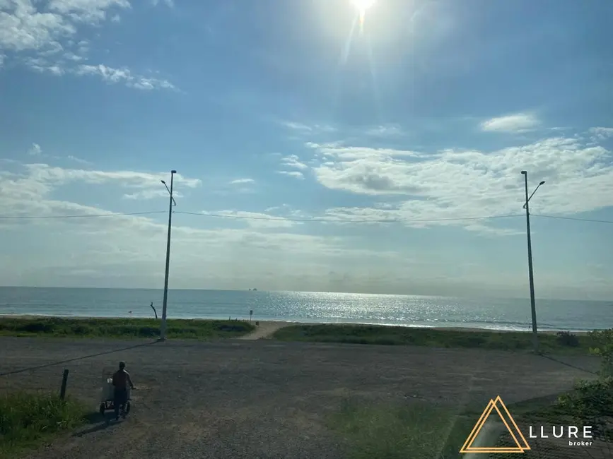 Foto 9 de Terreno / Lote à venda, 260m2 em Balneario Picarras - SC
