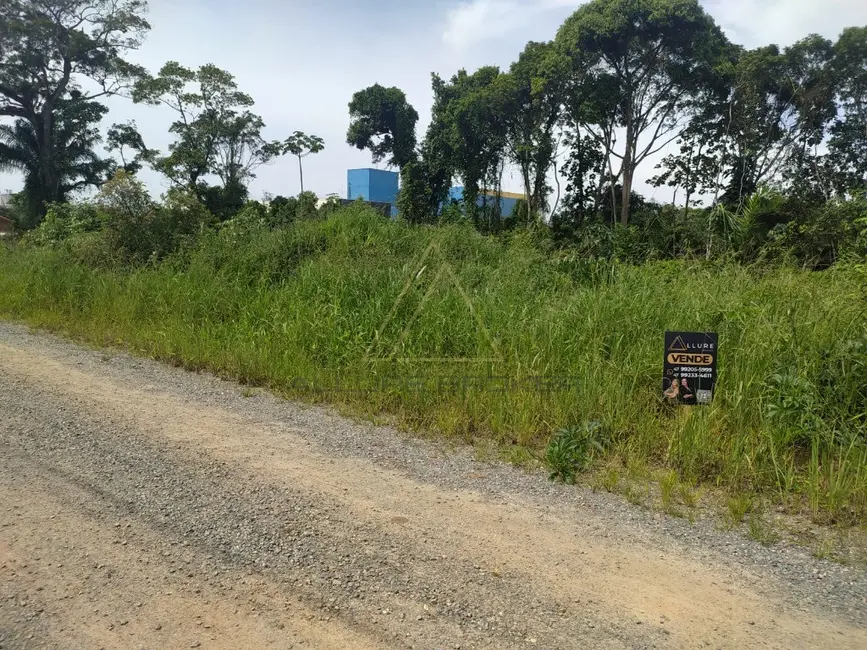 Foto 4 de Terreno / Lote à venda, 288m2 em Balneario Picarras - SC
