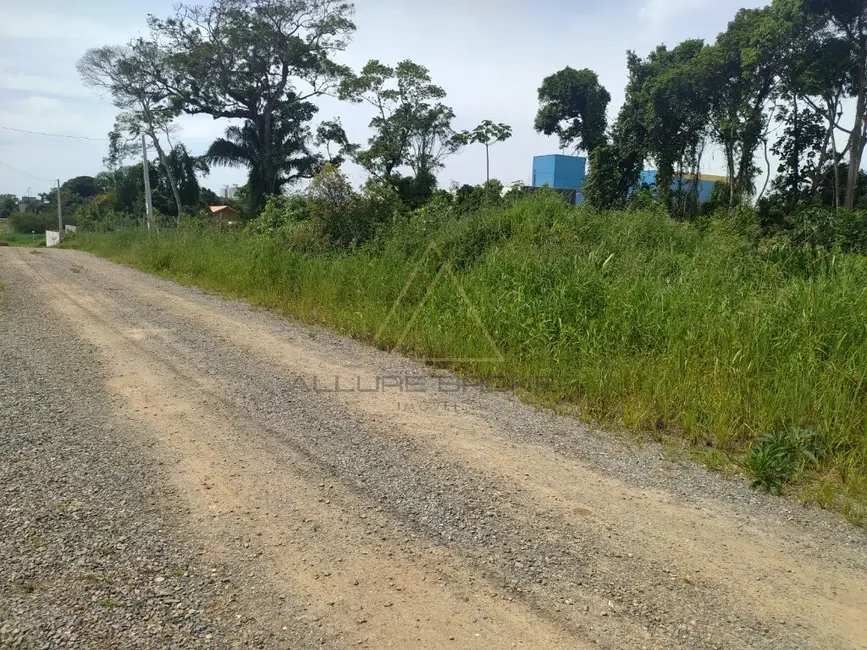 Foto 3 de Terreno / Lote à venda, 288m2 em Balneario Picarras - SC