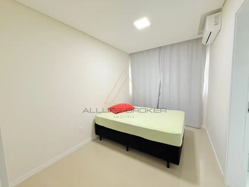 Foto 8 de Casa com 3 quartos à venda, 121m2 em Centro, Balneario Picarras - SC