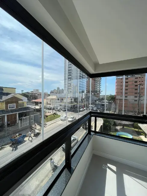 Foto 3 de Apartamento com 3 quartos à venda, 97m2 em Balneario Picarras - SC