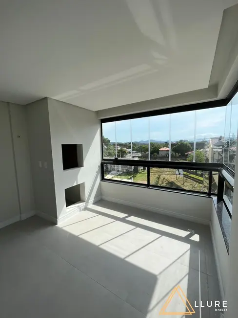 Foto 2 de Apartamento com 3 quartos à venda, 97m2 em Balneario Picarras - SC