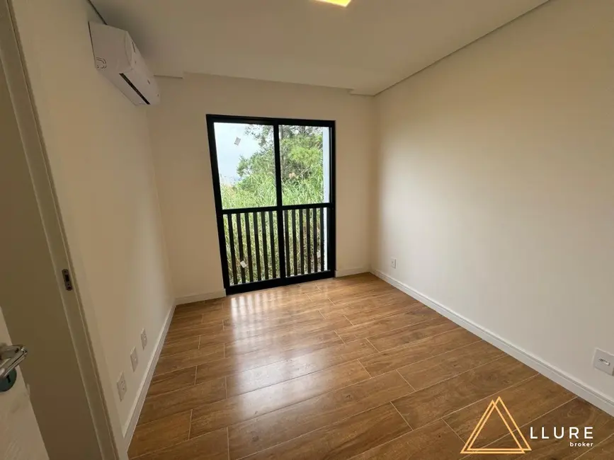 Foto 4 de Apartamento com 3 quartos à venda, 82m2 em Balneario Picarras - SC
