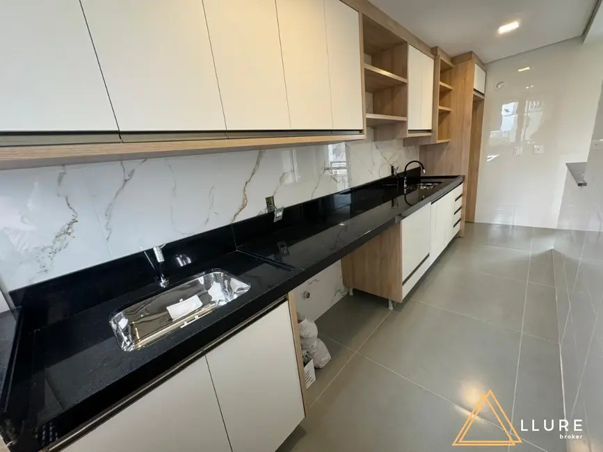 Foto 3 de Apartamento com 3 quartos à venda, 82m2 em Balneario Picarras - SC