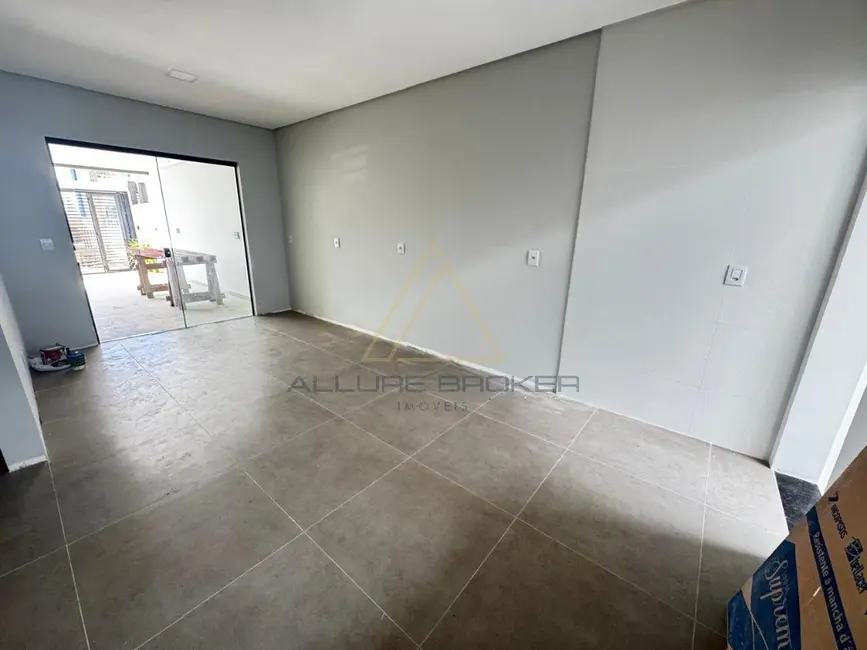 Foto 8 de Casa com 3 quartos à venda, 181m2 em Balneario Picarras - SC