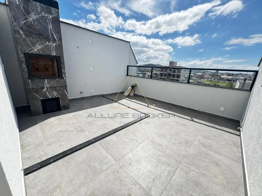 Foto 7 de Casa com 3 quartos à venda, 181m2 em Balneario Picarras - SC