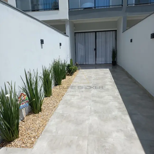 Foto 4 de Casa com 2 quartos à venda, 76m2 em Balneario Picarras - SC