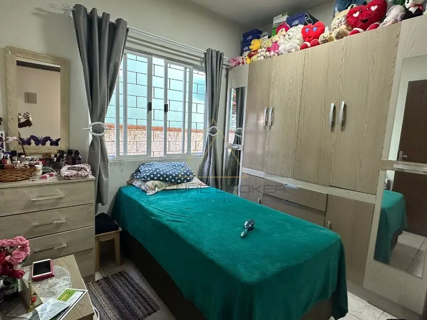 Foto 8 de Casa com 3 quartos à venda, 102m2 em Centro, Balneario Picarras - SC