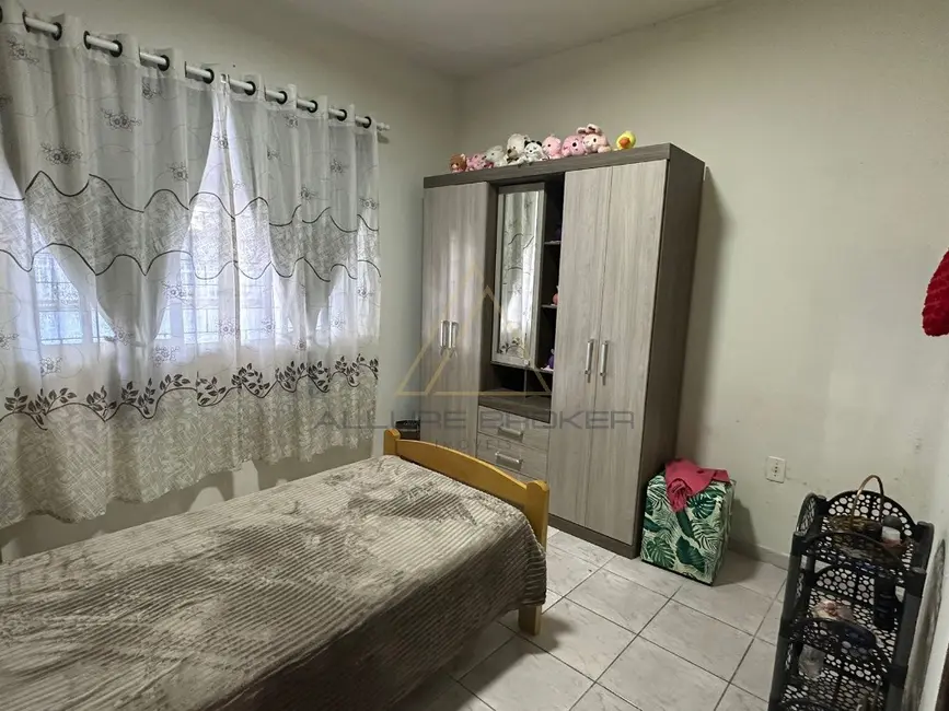 Foto 6 de Casa com 3 quartos à venda, 102m2 em Centro, Balneario Picarras - SC